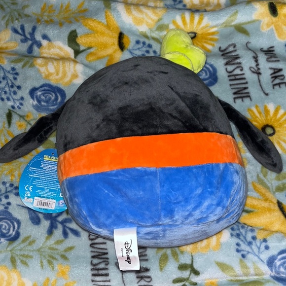 10 in Goofy squishmellow - Picture 2 of 2